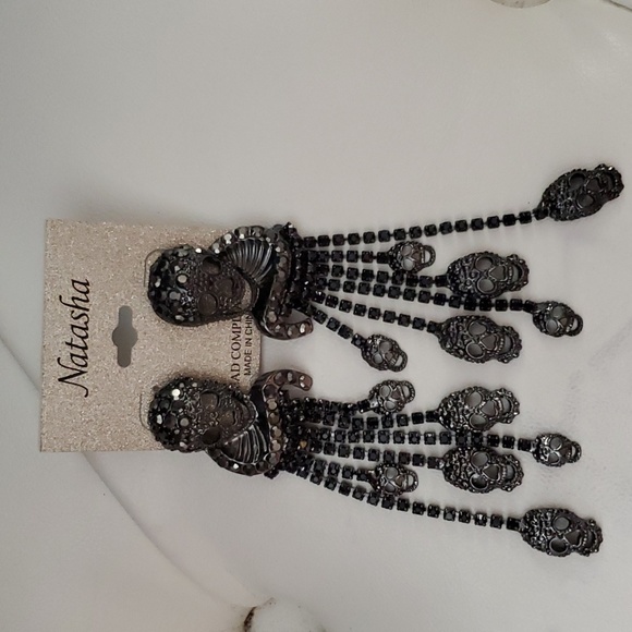 Natasha skull earrings - Picture 5 of 6